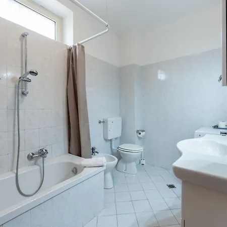 Appartement Adele By Interhome Bee